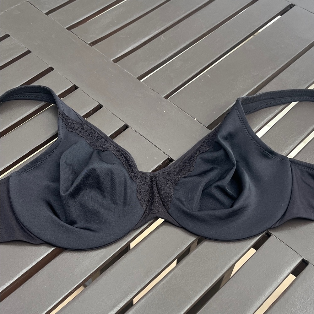 Elegant Black Lace Women's Bra